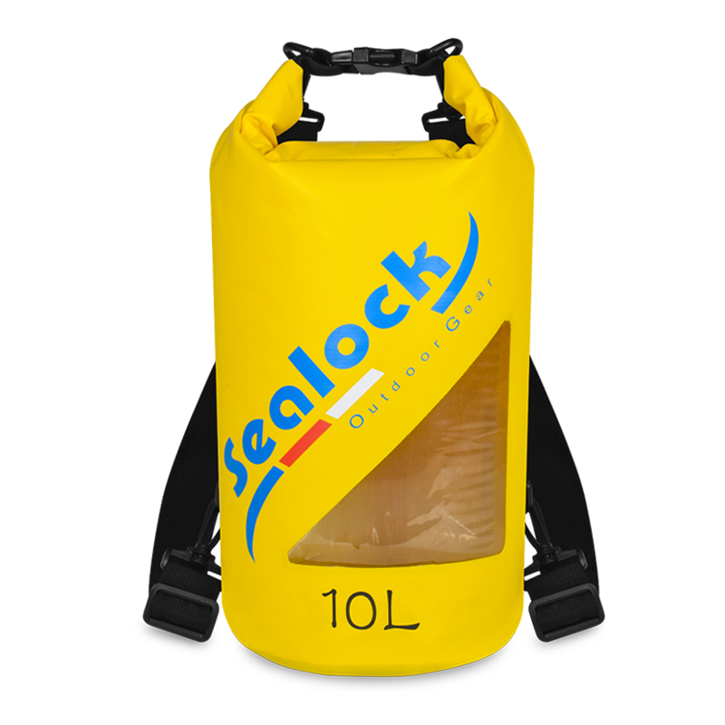 Navigating Extremes: Guidelines for Using a Dry Bag with a Window in Harsh Weather