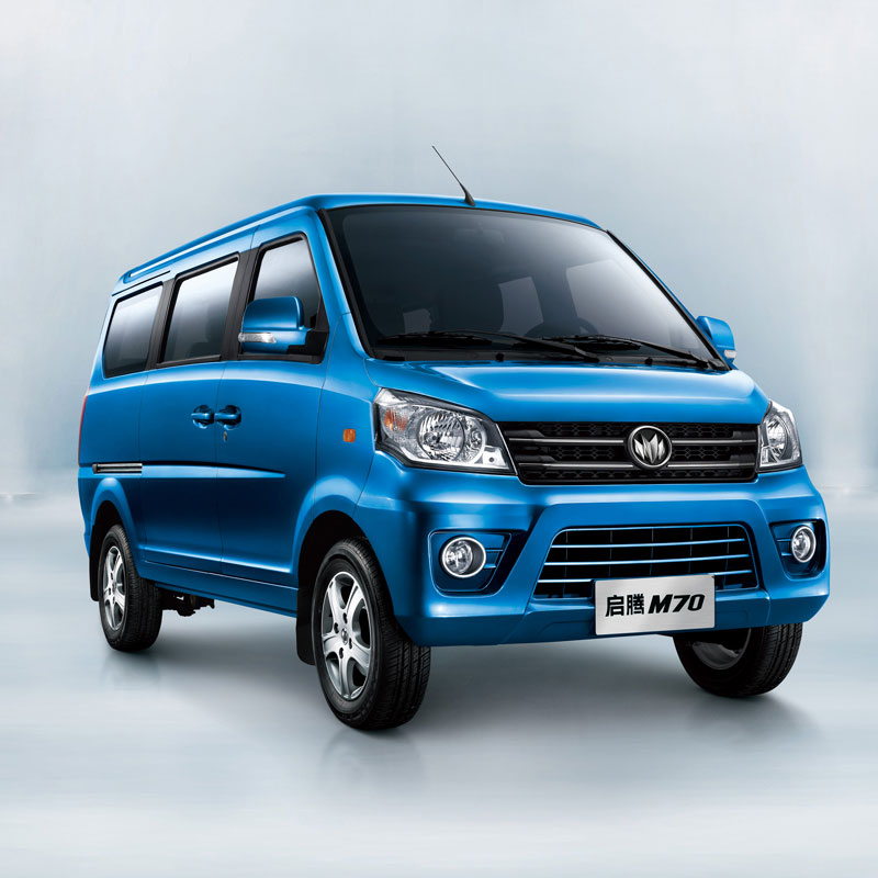Behind the Wheel: Exploring Handling and Driving Experience of Gasoline Minivans