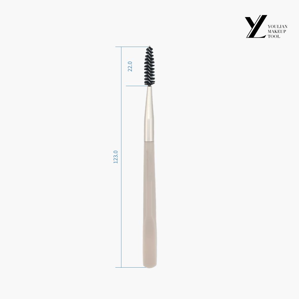 Maintaining Your Pink Fine Tailed Mascara Brush for Long-Lasting Performance