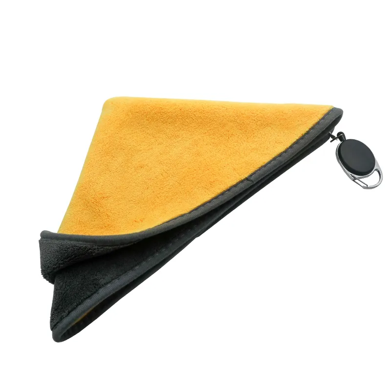 Microfiber Golf Towels: The Secret Weapon for Golfers' Performance