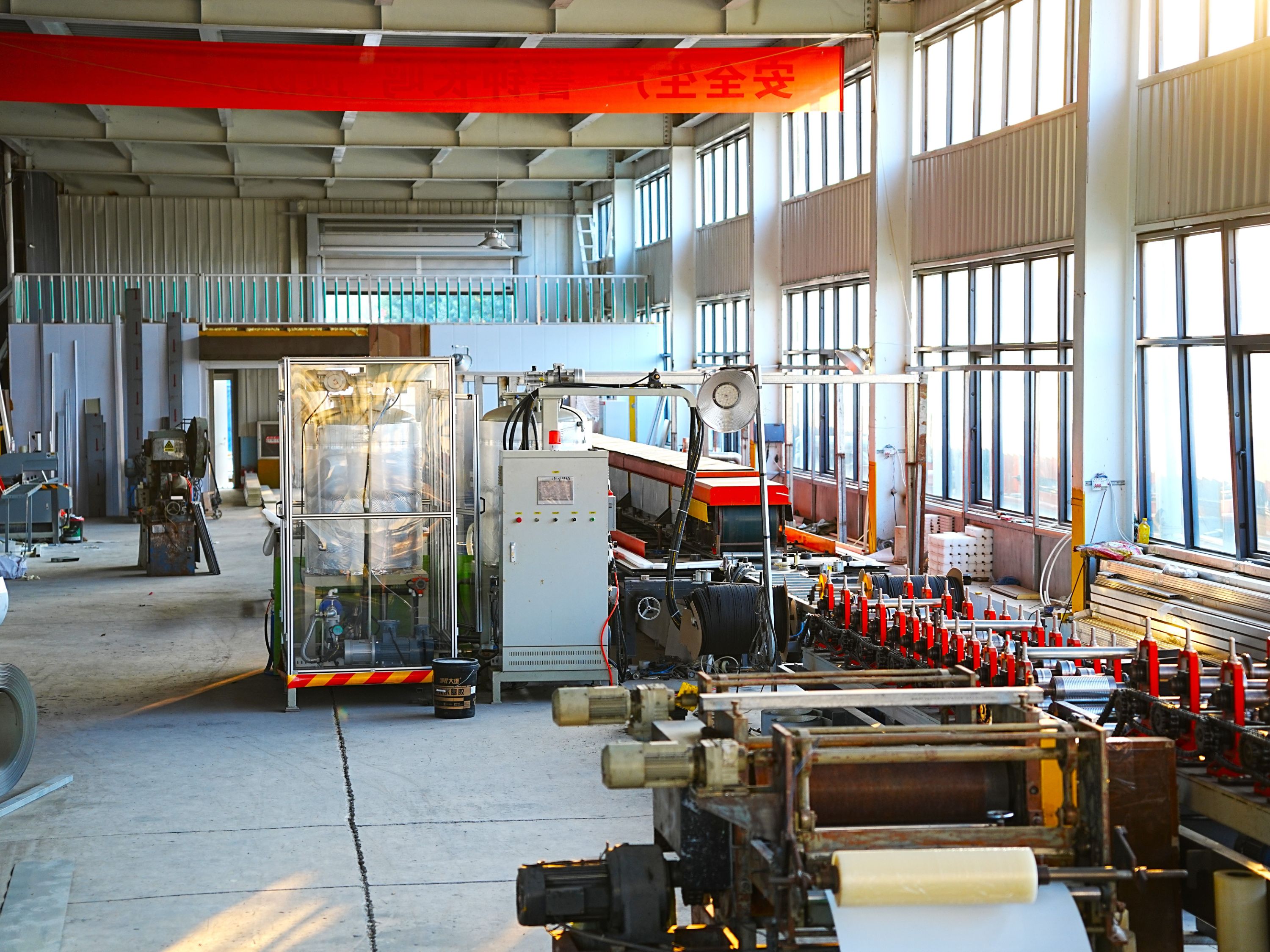 China Stack Door Supplier: Top-Quality Solutions for Modern Architecture